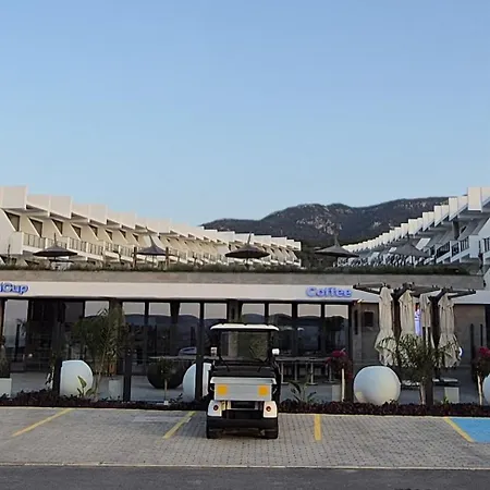 Pearl Island Апартаменты *