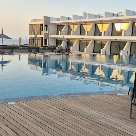 Apartment Pearl Island