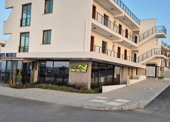 Pearl Island Kalogrea